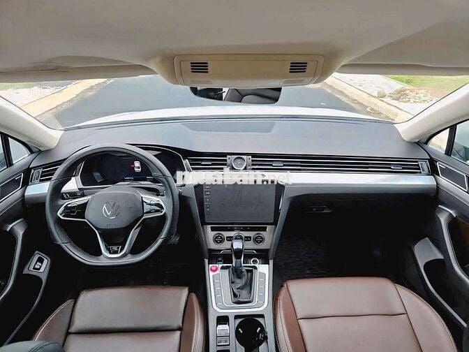 Volkswagen  Passat  Sx 2018 model mới  1 chủ .