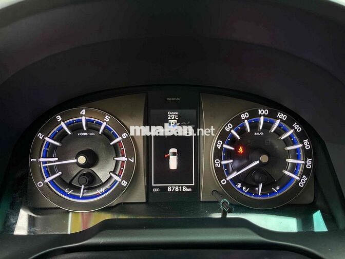 Toyota Innova 2019 2.0G Xem xe còn thương lượng