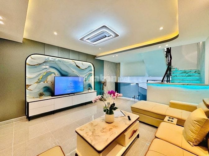 Bán nhà mặt tiền đường 8m Phan Huy Ích, Gò Vấp, 4,5x16m, 1 lửng, 3 lầu