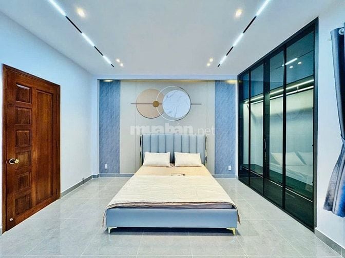 Bán nhà mặt tiền đường 8m Phan Huy Ích, Gò Vấp, 4,5x16m, 1 lửng, 3 lầu