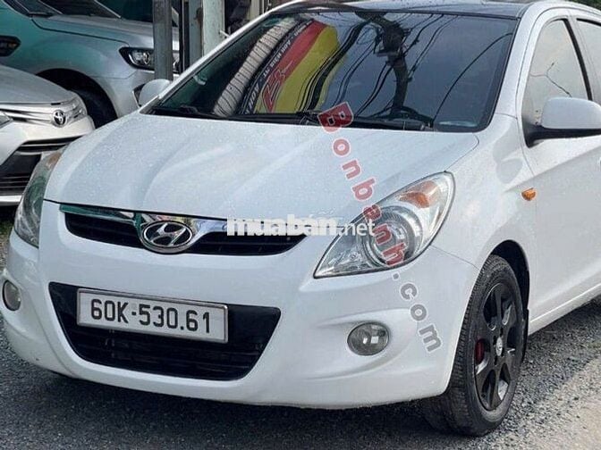 Hyundai i20 nhập khẩu 2011 – Full option