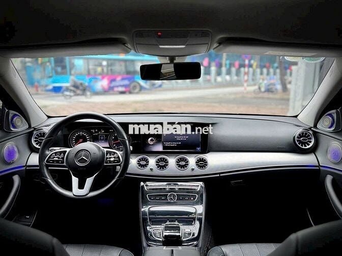 Mercedes Benz E Class 2020 E180 - 50000 km