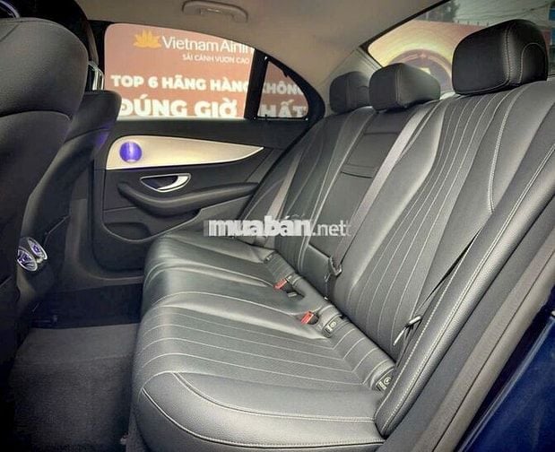 Mercedes Benz E Class 2020 E180 - 50000 km