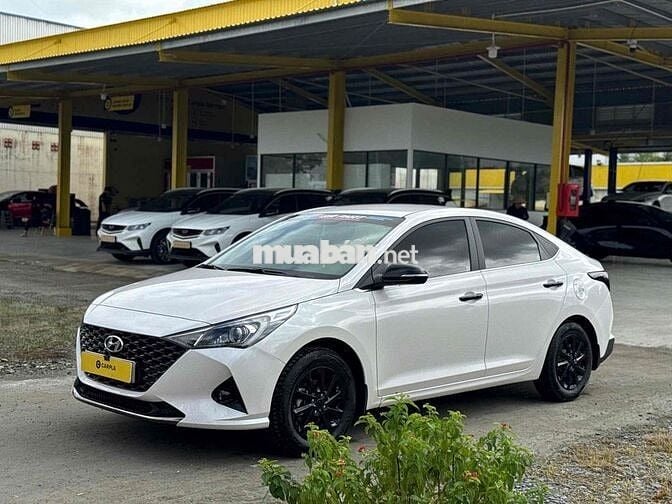 Hyundai Accent 2023 1.4 AT - 10880 km
