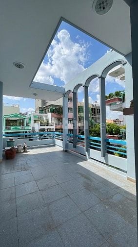 Cho thuê nhà nguyên căn MTKD Phạm Văn Chí Q.6 (3.4x22m) 5 tầng mới 