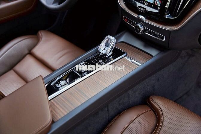 Volvo XC60 2025 Ultimate Bright B6 AWD