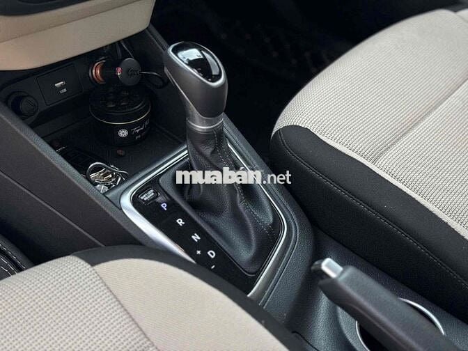 Hyundai Accent 2023 1.4 AT - 10880 km