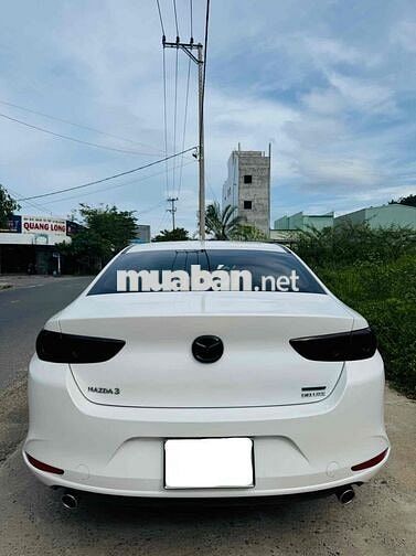 Mazda 3 2023 1.5L Deluxe