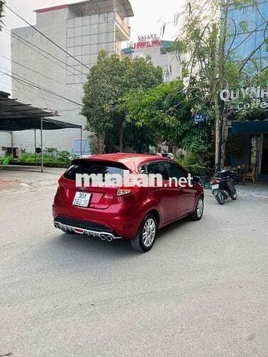 Ford Fiesta 2014 1.5 AT Sport - 8 km