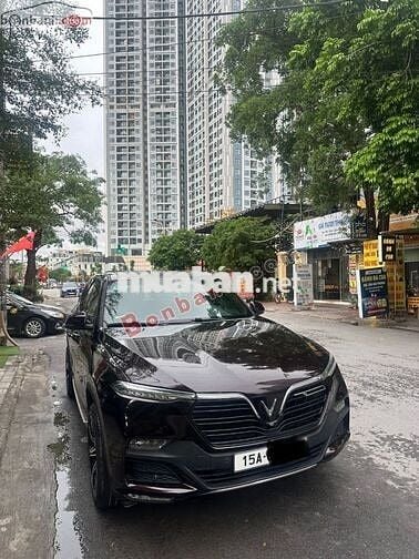 VinFast Lux SA 2.0 Premium 2.0 AT 2020