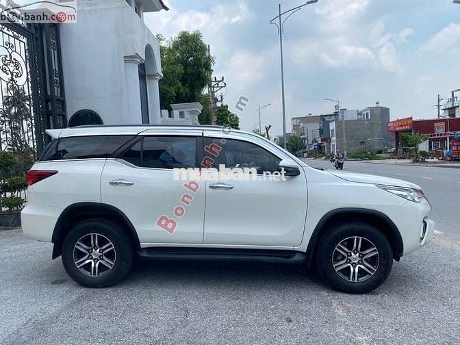 Toyota Fortuner 2.7V 4x2 AT 2018