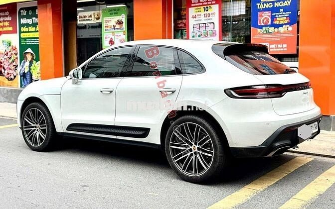 Porsche Macan 2024 được dán full PDF