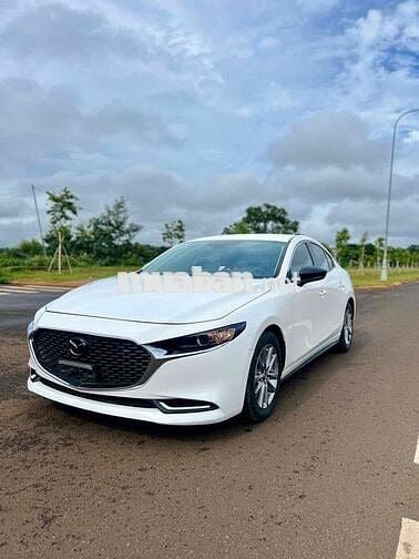 Mazda 3 2019 Sport 1.5L Luxury - 65000 km
