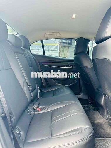 Mazda 3 2023 1.5L Deluxe