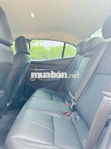 Mazda 3 2023 1.5L Deluxe