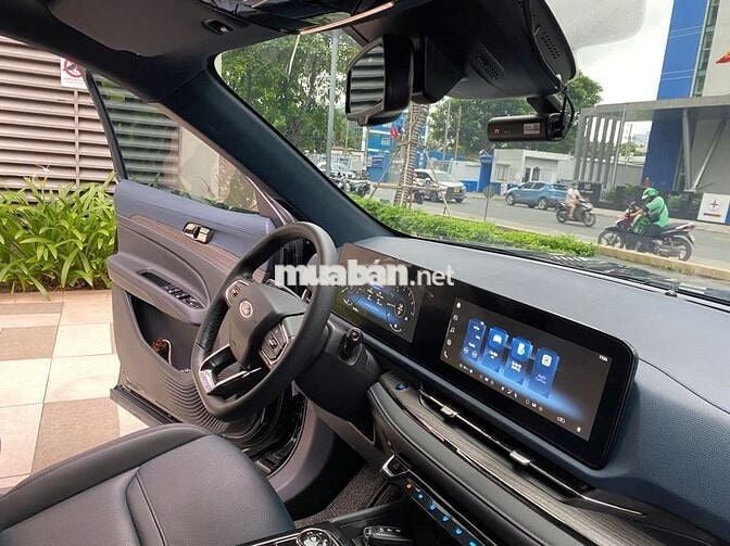 Territory TitaniumX Lướt 17000km 2023 Xuất Hóa Đơn