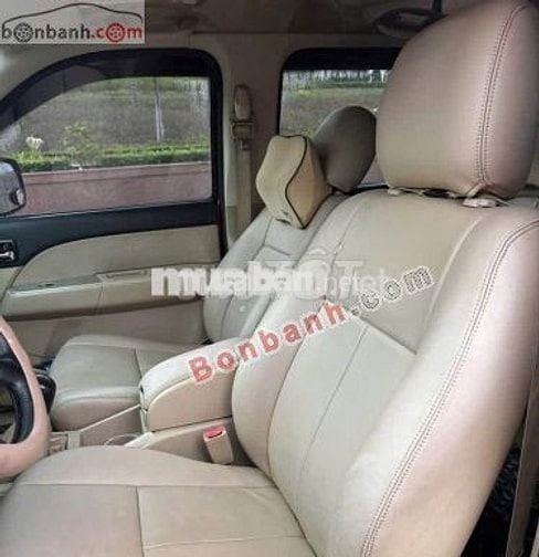 Ford Everest 2.5L 4x2 MT 2011
