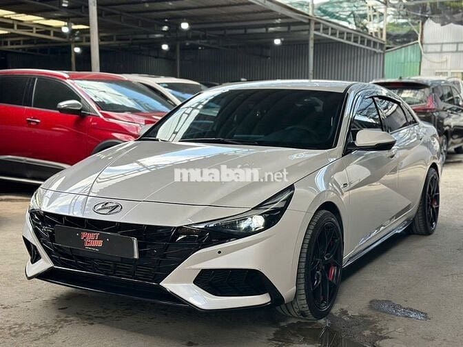 Hyundai Elantra 2022  - 33000 km