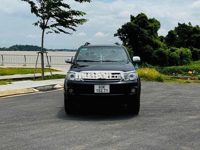 Toyota Fortuner 2011 2.7V, Cực Đẹp, Hỗ Trợ Góp