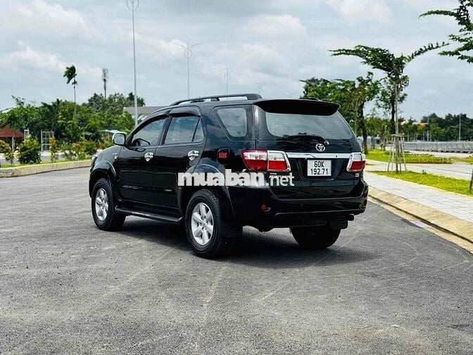 Toyota Fortuner 2011 2.7V, Cực Đẹp, Hỗ Trợ Góp