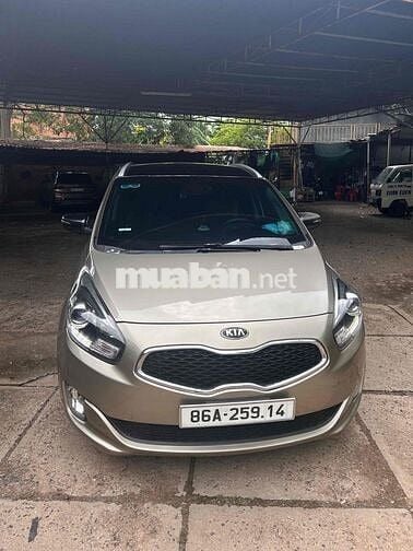 KIA RONDO GAT 2.0 2015