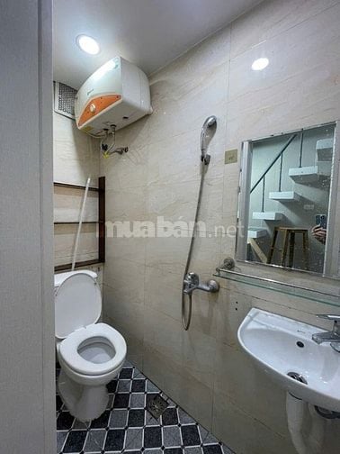Bán căn hộ tập thể phố Ngọc Hà, sau Lăng Bác, ô tô cách nhà 20m