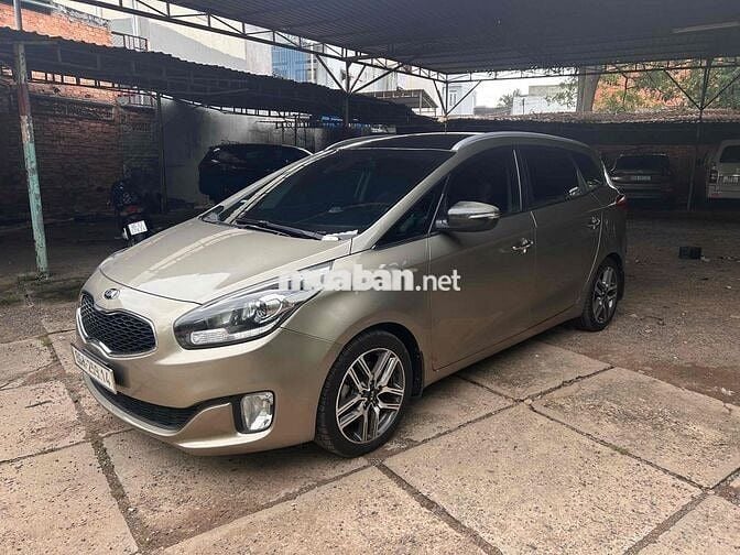 KIA RONDO GAT 2.0 2015