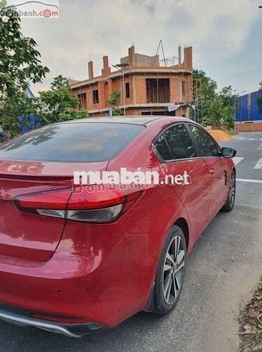 Xe Kia Cerato 1.6 AT 2018