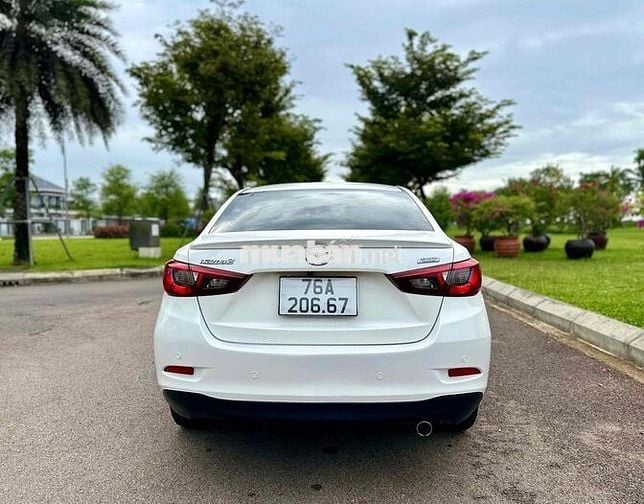 Mazda 2 2018  1.5 AT Sedan - 100000 km