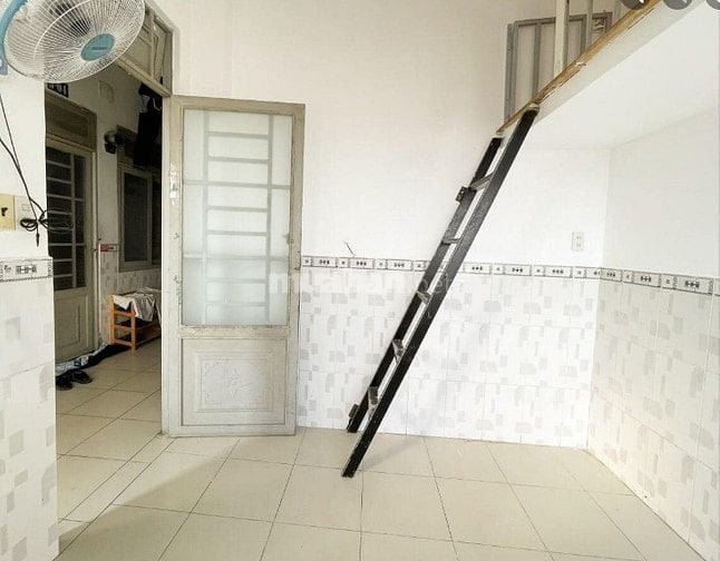 Chính chủ cần cho thuê phòng 2tr9/thang ngay Đ.Lê Trọng Tấn 