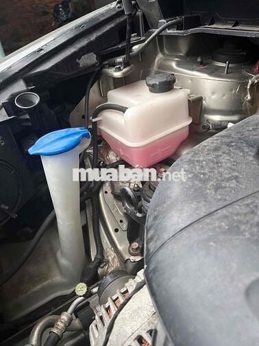 KIA RONDO GAT 2.0 2015