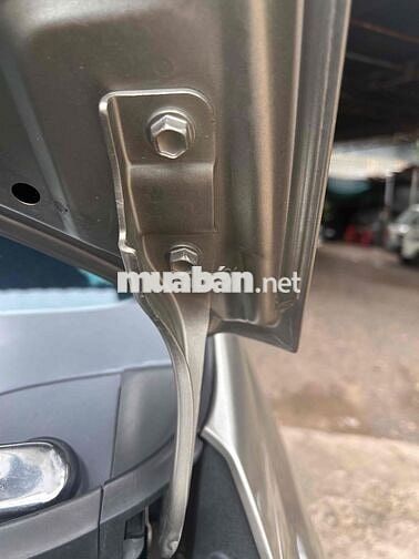 KIA RONDO GAT 2.0 2015