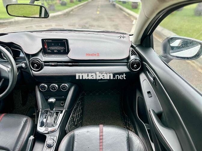 Mazda 2 2018  1.5 AT Sedan - 100000 km