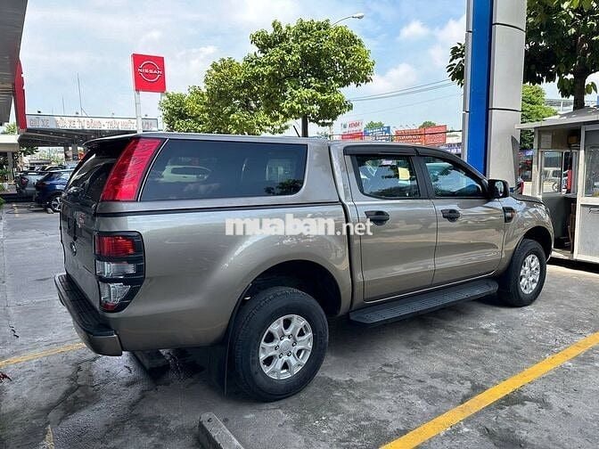 Ford Ranger 2022 số sàn, bảo hành 2026, vay70%