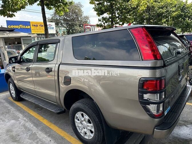 Ford Ranger 2022 số sàn, bảo hành 2026, vay70%
