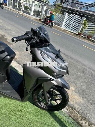 Honda vario 125 ( góp cần cccd không nợ xấu )