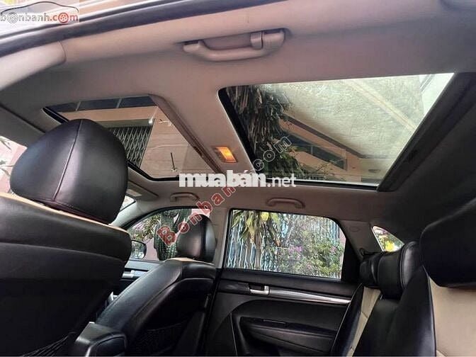 Kia Sorento GMT 2.4L 2WD 2012