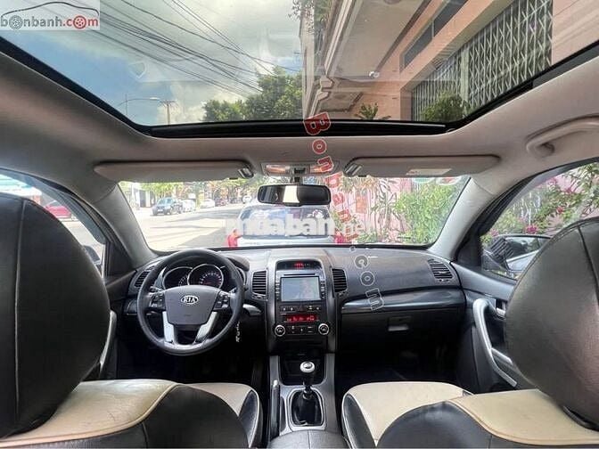 Kia Sorento GMT 2.4L 2WD 2012