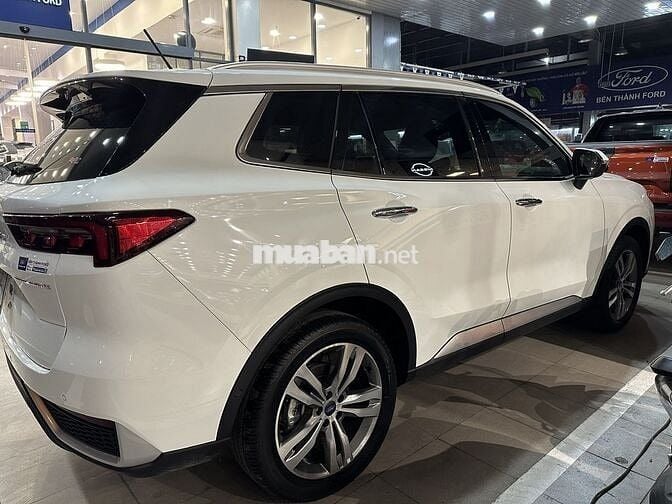 Ford Territory Titanium X 2024 lướt 15000 km