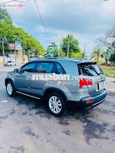 Kia Sorento GMT 2.4L 2WD 2012