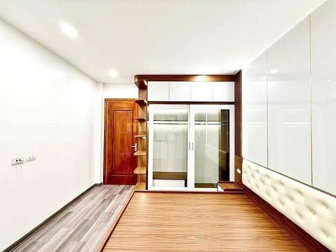 Bán nhà ngõ Chùa Liên Phái ngõ thông tứ tung DT 25M MT 3,4 , GIá 5,35 