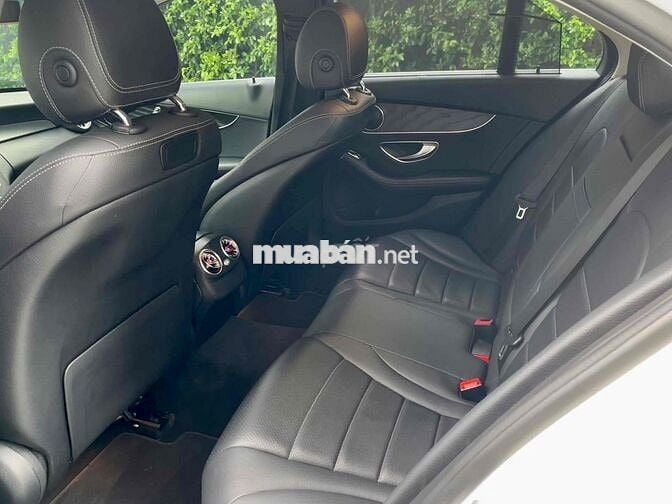 Mercedes Benz C Class 2019 C200 - 90000 km