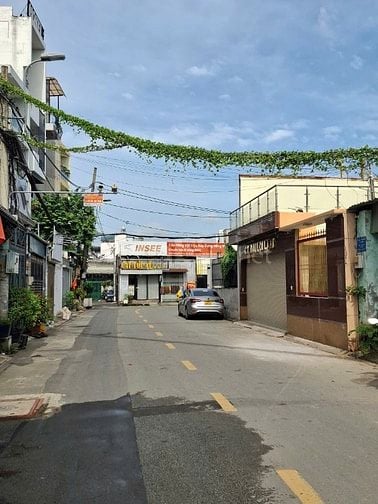 Bán đất mặt tiền đường 28 Cát Lái quận 2 cũ giá 19 tỷ
