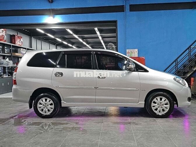 Toyota Innova 2008 V - 130 km