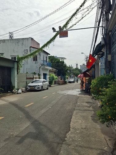 Bán đất mặt tiền đường 28 Cát Lái quận 2 cũ giá 19 tỷ