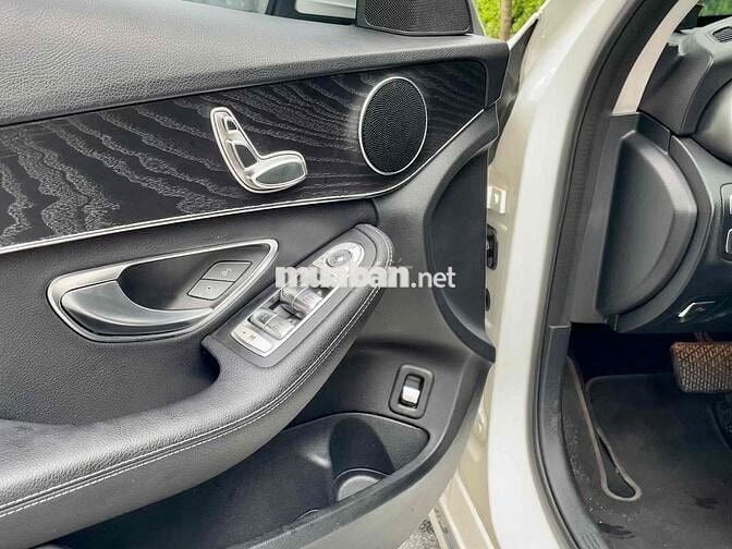 Mercedes Benz C Class 2019 C200 - 90000 km