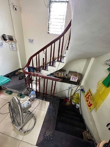 Gia đình cần Cho thuê cửa hàng,  tầng 1 mặt phố Hoàng Hoa Thám, Tây Hồ