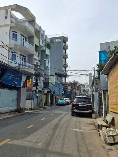 Bán đất mặt tiền đường 28 Cát Lái quận 2 cũ giá 19 tỷ