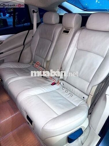 BMW 5 Series 528i 2013 - 679 Triệu