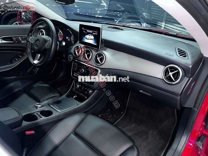 Mercedes Benz CLA class CLA 200 2018 - 749 Triệu